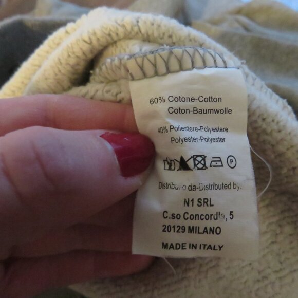 CHIARA FERRAGNI Pierced Wink Flirting Cropped Sweatshirt Heathered Gray - Size S - Picture 15 of 16